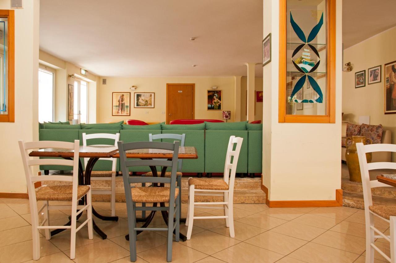 Hotel Rugantino 체제나티코 외부 사진