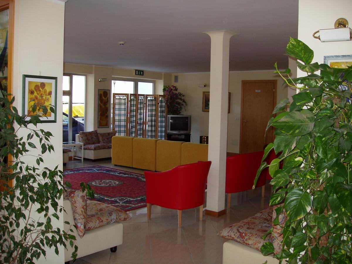 Hotel Rugantino 체제나티코 외부 사진