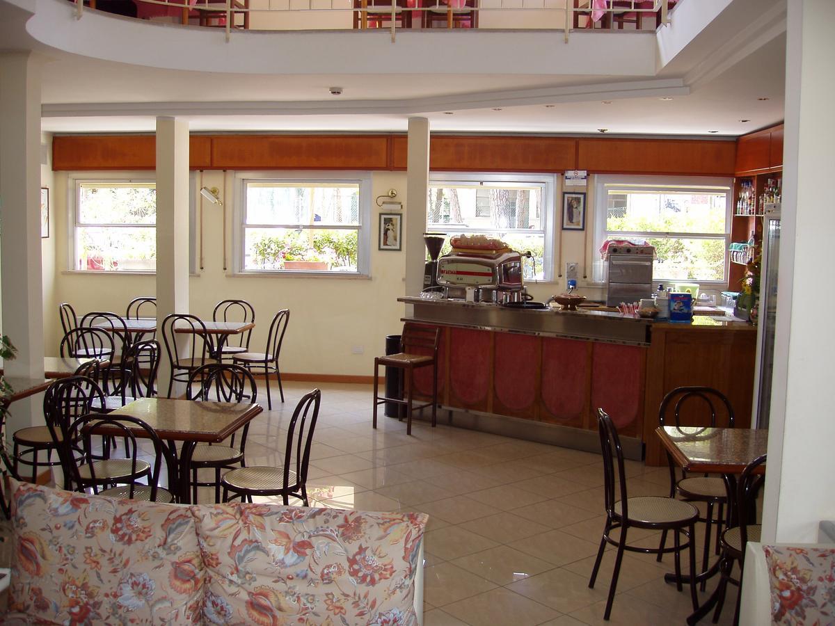 Hotel Rugantino 체제나티코 외부 사진
